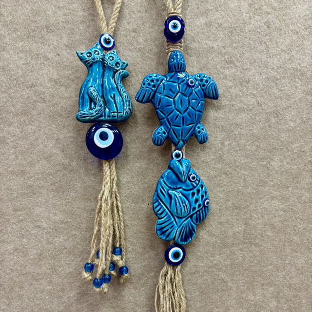 Colgadores de cerámica artesanal con ojo turco 