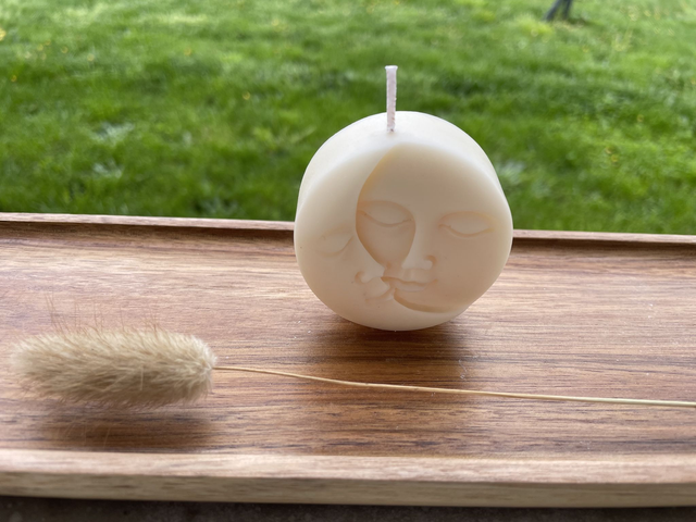 Bougie moulée - Lune et Soleil