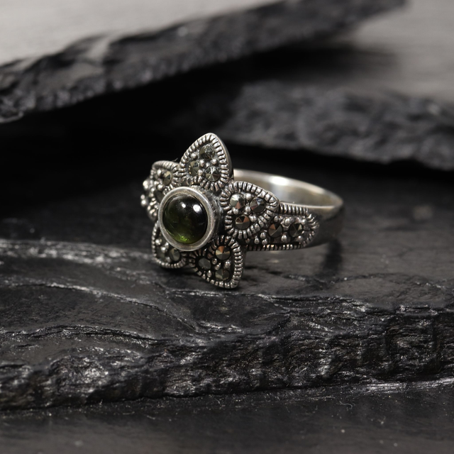 Vintage Sterling Silver 925 Art Deco Style Round Cabachon Cut Green Tourmaline With Marcasite Gemstone Star Design Ring Size O - 7