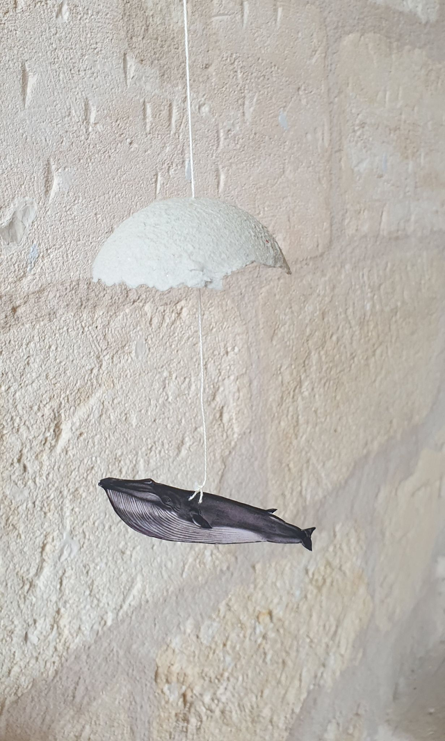 Mobile en papier et carton recyclé