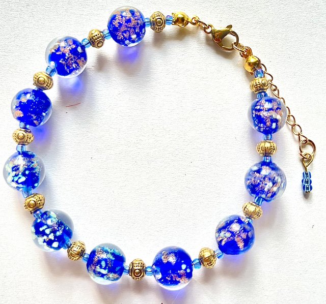 B111 - Bracelet perles en verre lampwork ton bleu
