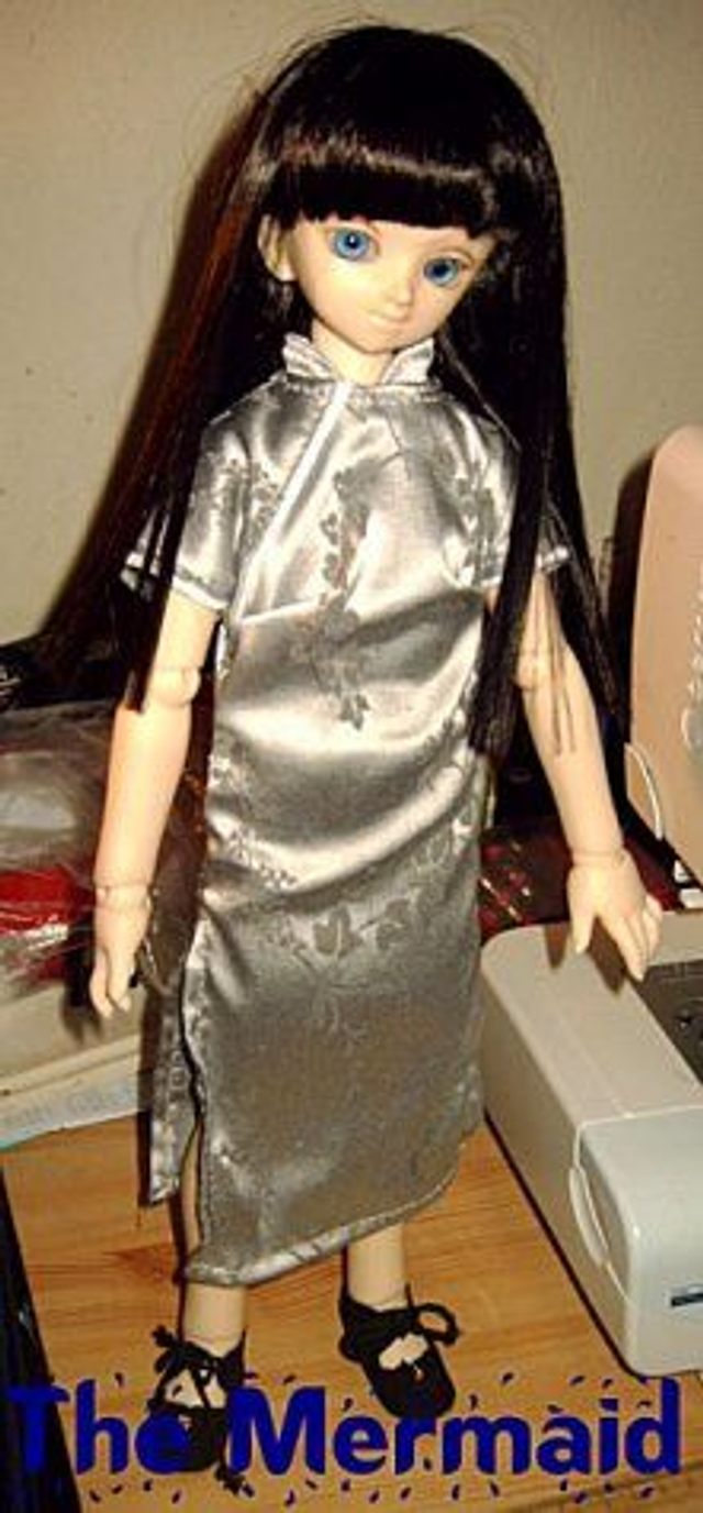Doll-outfits: 1/4 - Chinese Dress