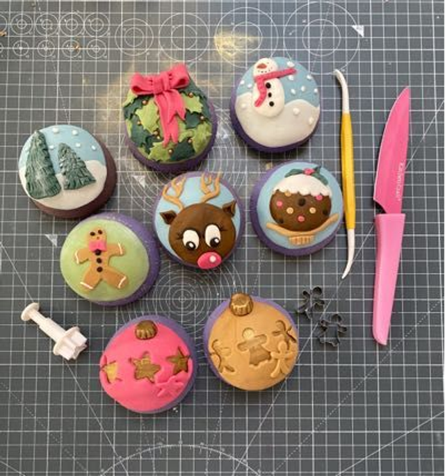 ADVENT CALENDAR Christmas Cupcake Toppers