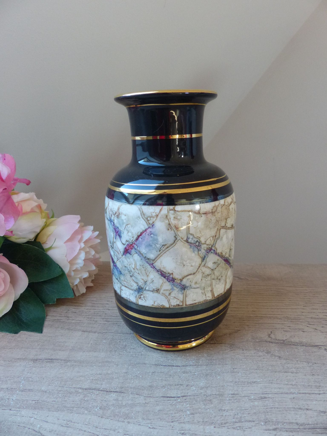 Vase vintage noir et doré en céramique marbrée – style oriental art déco – décoration élégante, pièce numérotée, cadeau pour amateur d’art