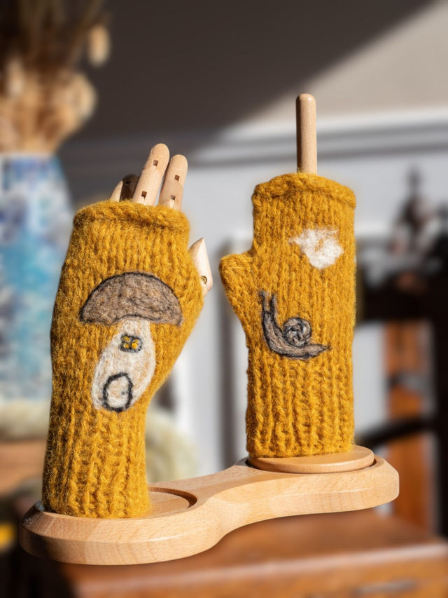 Mitaines Tatouées - Escargot et Champignon