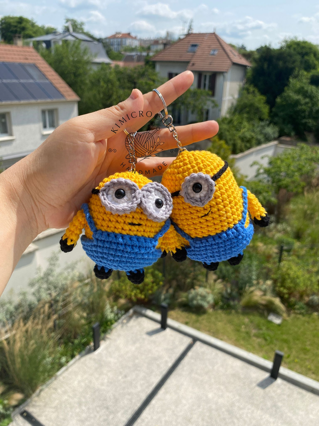 Medium Minion Keychain