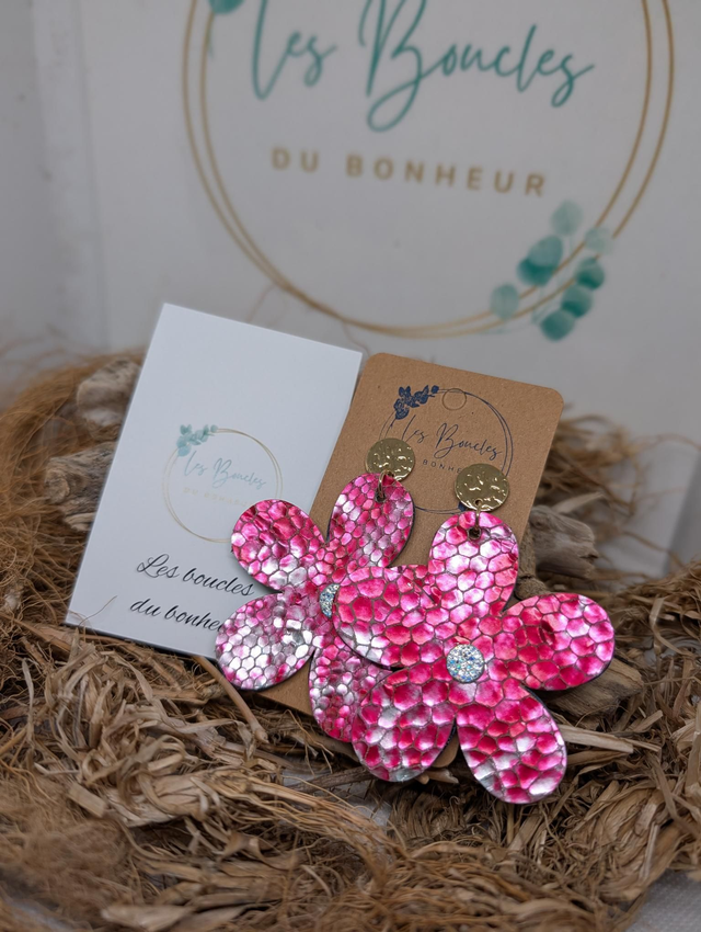 Boucles d'oreilles marguerite rose fushia m656