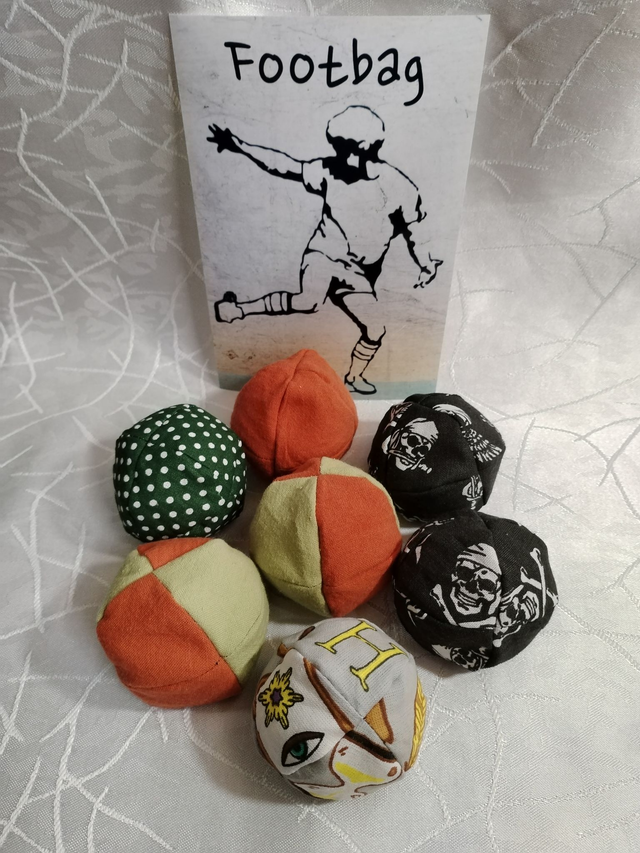 Footbag (dekázó babzsák labda)