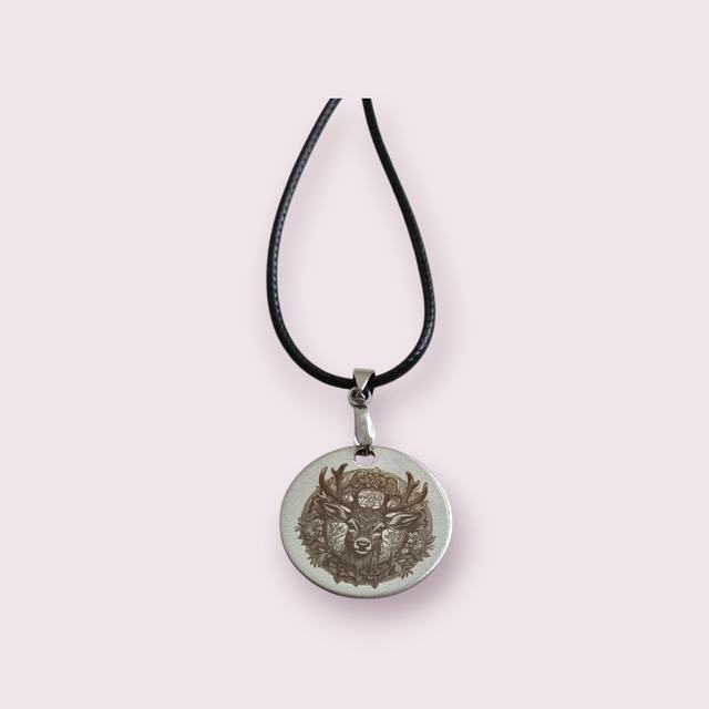 Collier medaille Aier inoxydable Le cerf 