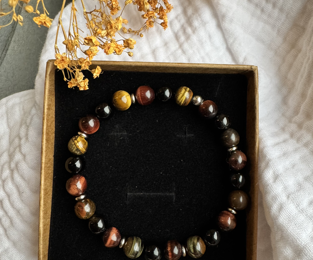 Bracelet homme en pierres naturelles.