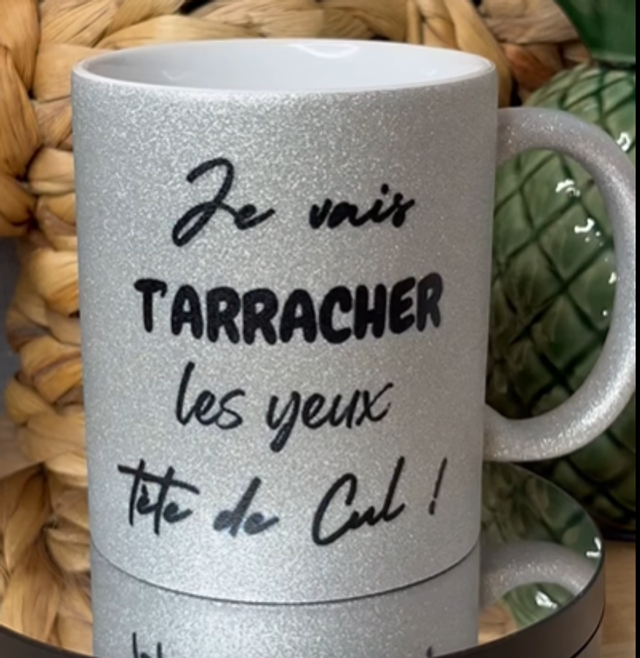 MUG  JE VAIS T ARRACHER 