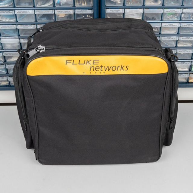 Fluke Versiv 2 DSX2-8000 2Ghz CableAnalyzer Cat8 Cat6a Cable Certifier DSX-8000