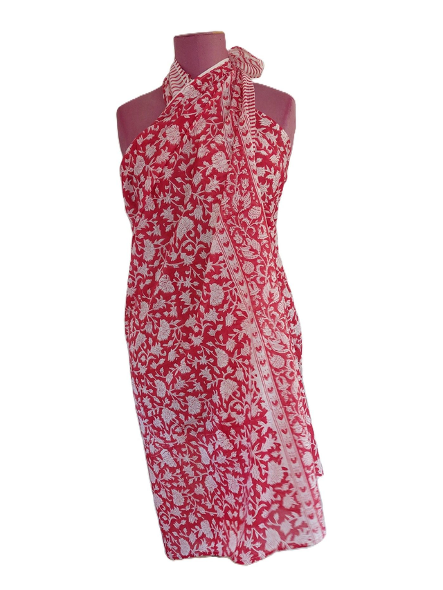 Paréo de plage en coton voile indien imprimé à la main – Motif floral rouge et blanc – Étole & châle bohème 