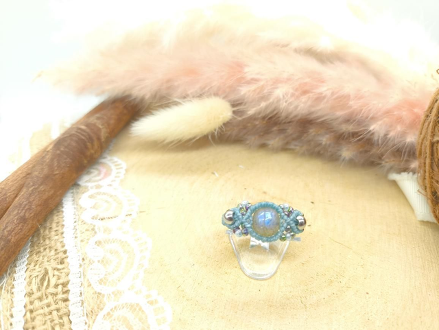 Bague bleue labradorite avec perles inox et perles miyuki 