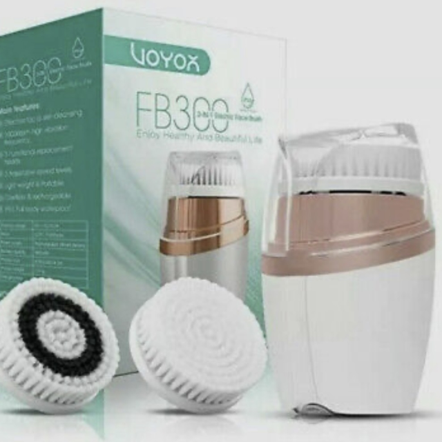 VOYOR 3-In-1 Facial Cleansing Brush Facial Exfoliating Cleanser FB300