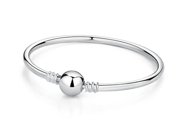 Brazalete Rígido Charms cierre circular