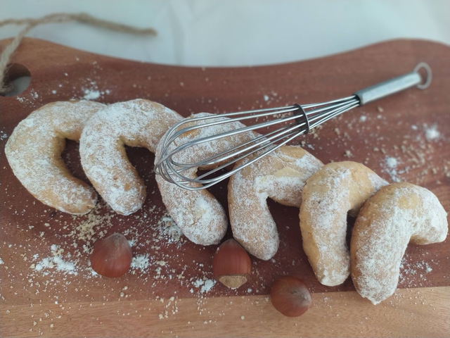 Biscuit lune à la noisette 4 par sachet