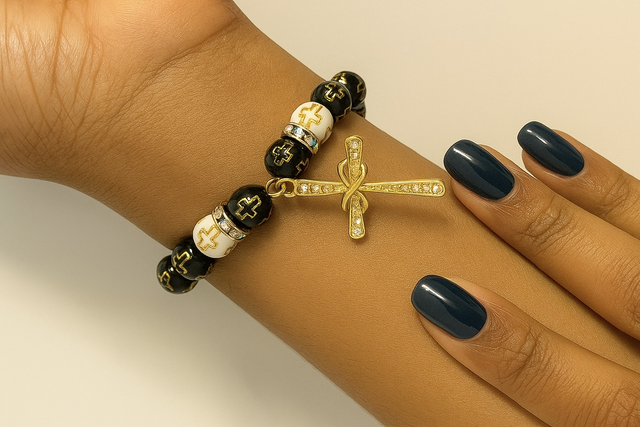 Divine Contrast Armband