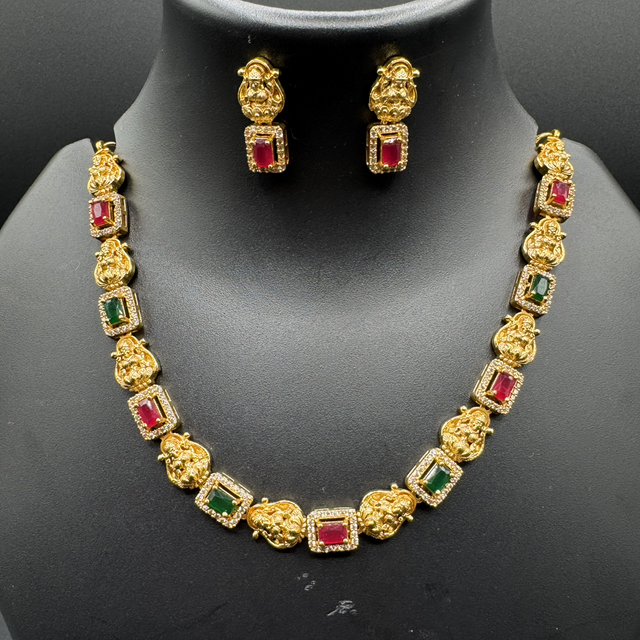 Temple necklace 