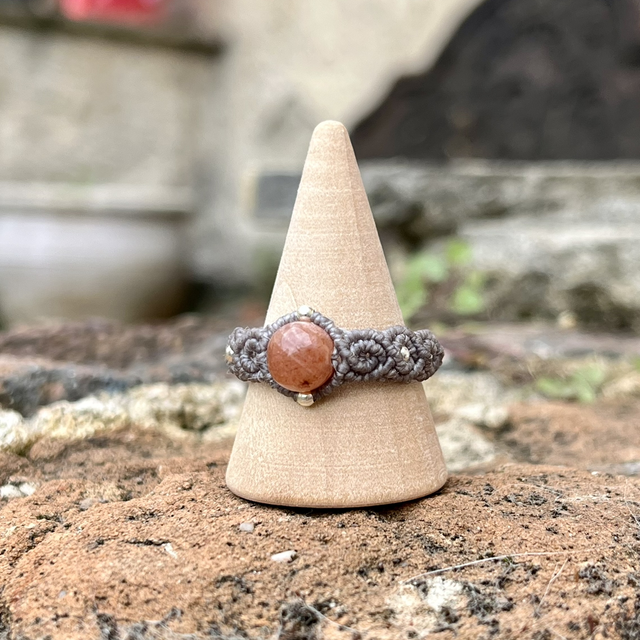 Bague « Mérope » Pierre de soleil (T.59-61)