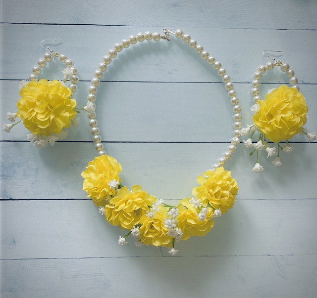 Floral Necklace set