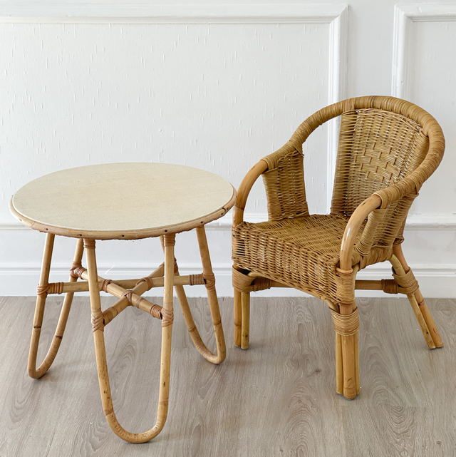 Ensemble chaise + table vintage enfants en rotin
