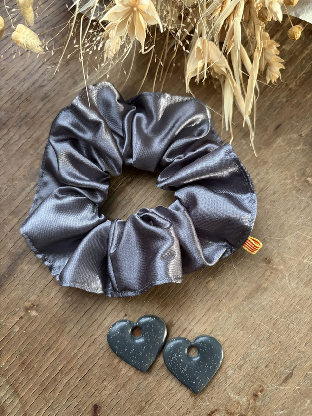 Chouchou en satin gris