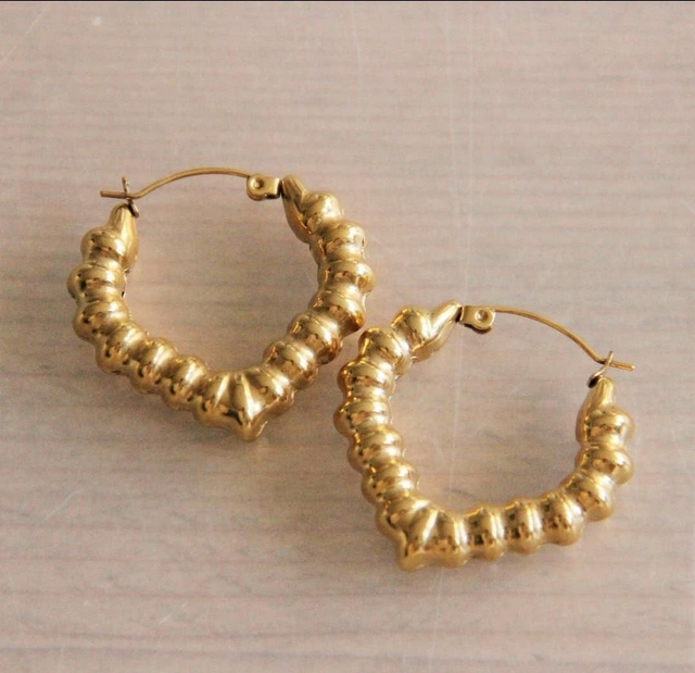 Bazou Dotted Heart Hoop Earring 