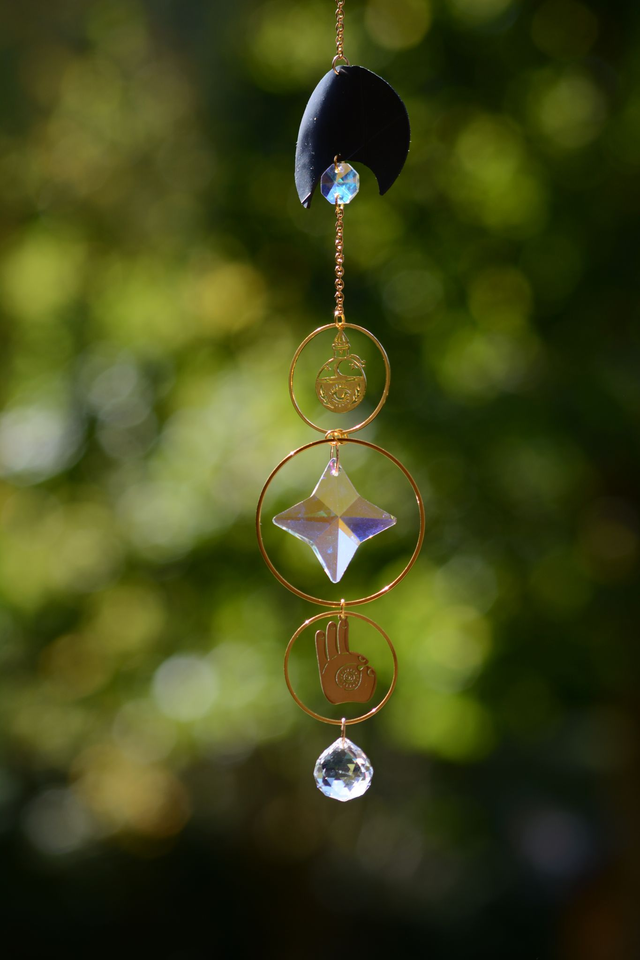 Attrape Soleil d&#039;intérieur Upcyclé, Double prisme - PROTECTION MAGIQUE - Chambre à Air Valorisée &amp; Perles Recyclées - Pièce Unique