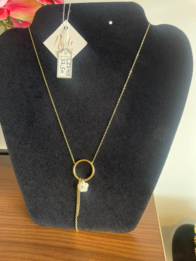 Collier Fleur en nacre naturelle Fleur 45 + 5 cm