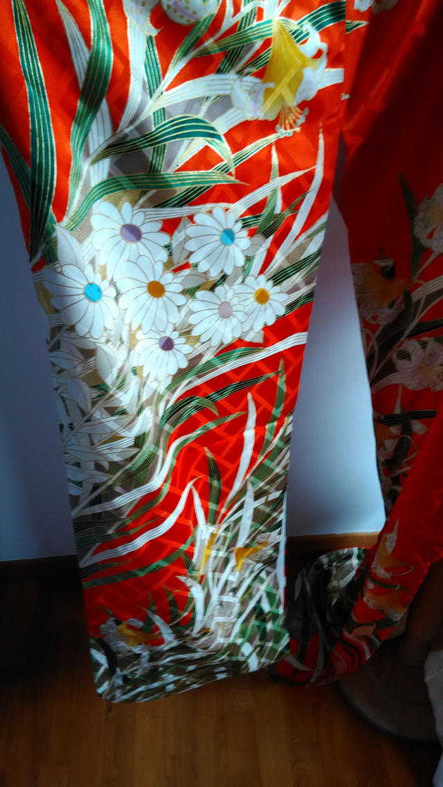 Orange Colour Vintage Japanese Kimono,Lily and Marguerite Flower Pattern Long sleeves Wedding Kimono,Flower Embroidered Silk Kimono