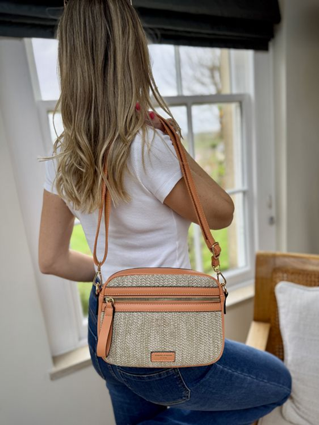 7051-7 David Jones Bag