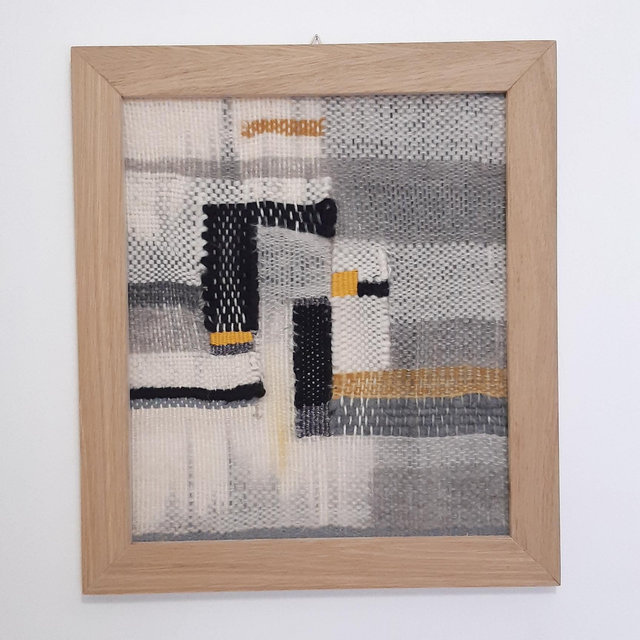 Dialogue gris jaune noir