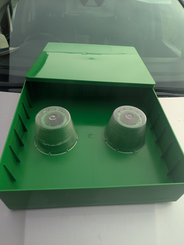 Feeder Large English (Green) -