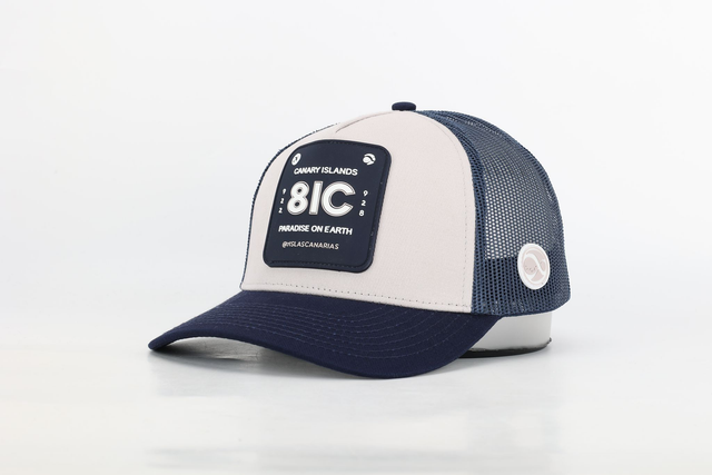 Gorra 8IC parche gris