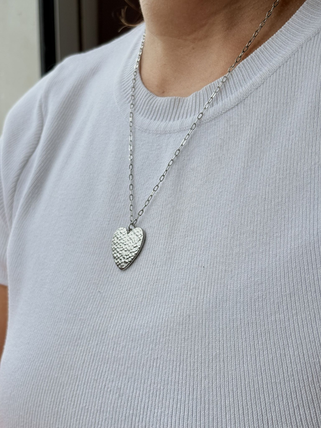 Collier cœur martelé
