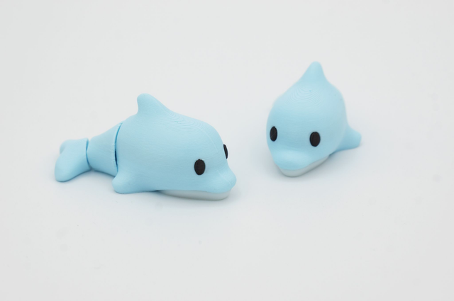 Dauphin flexible miniature