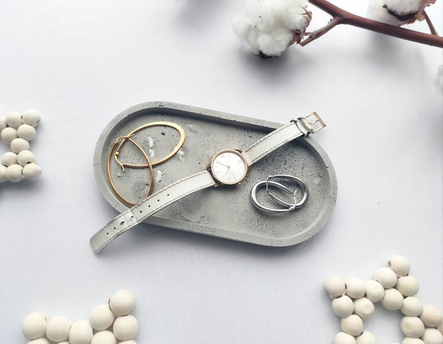 Plateau béton - incrustation argent