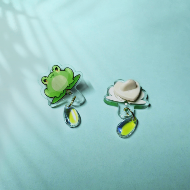 Pin à breloque CROÂ CROÂ