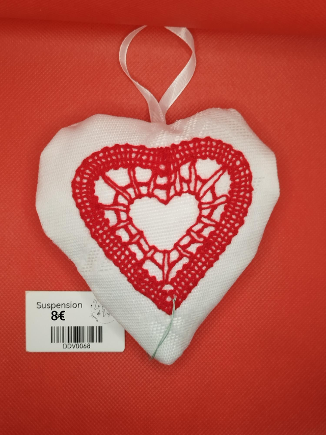 Suspension coussin , cœur 