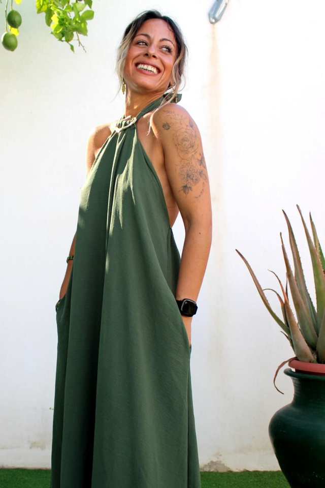 Vestido Maxi Halter Caqui