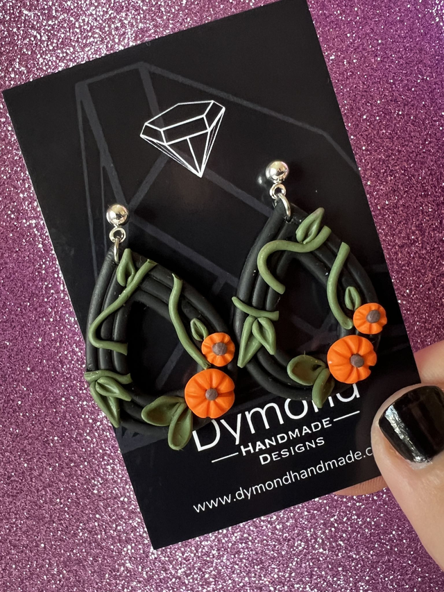 Halloween earrings - tear drop pumpkins