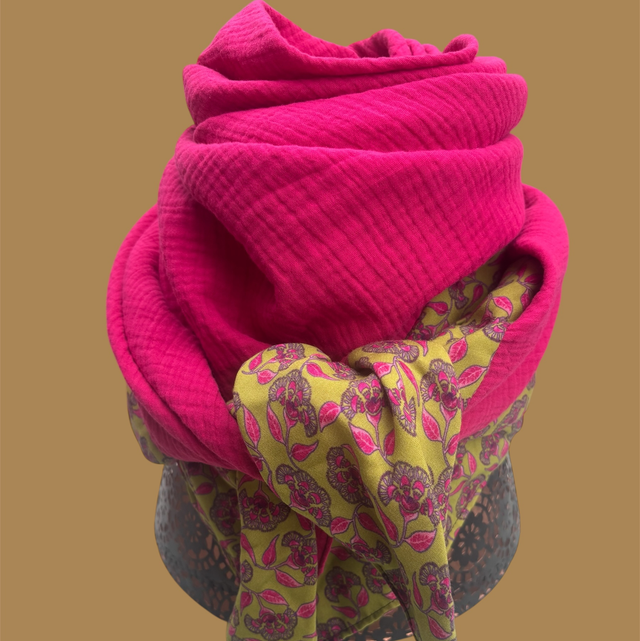ÉCHARPE FRAMBOISE & VERT ANIS – ÉCHARPES COULEURS AUDACIEUSES