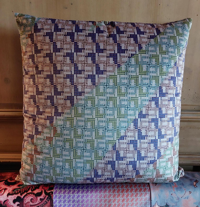 CHURCH green. Coussin Acquarius 56cm