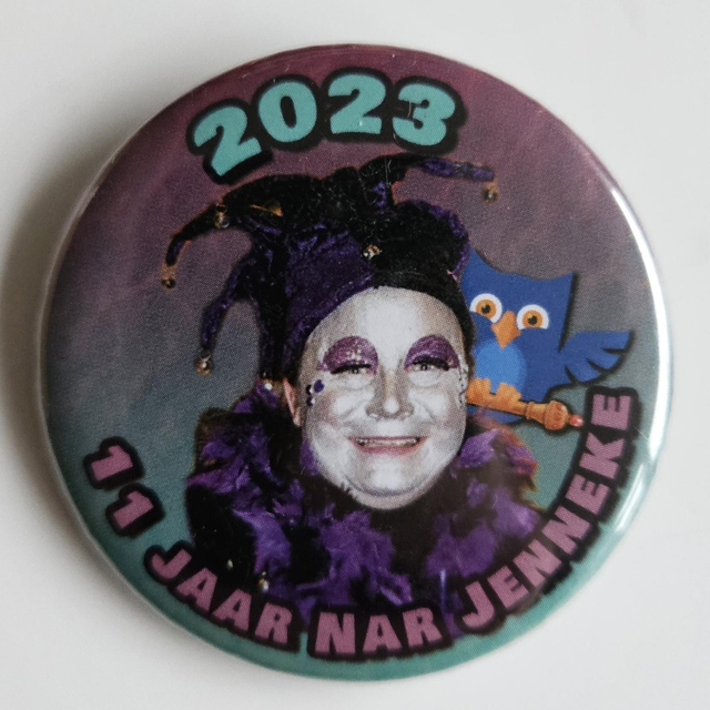 Button 2023