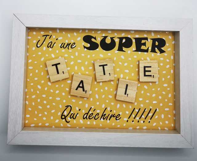 Cadre scrabble TATIE