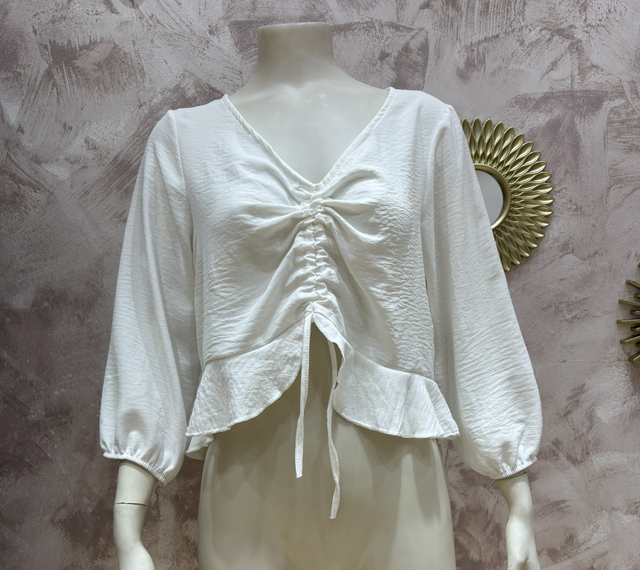 Blusa volantes blanca