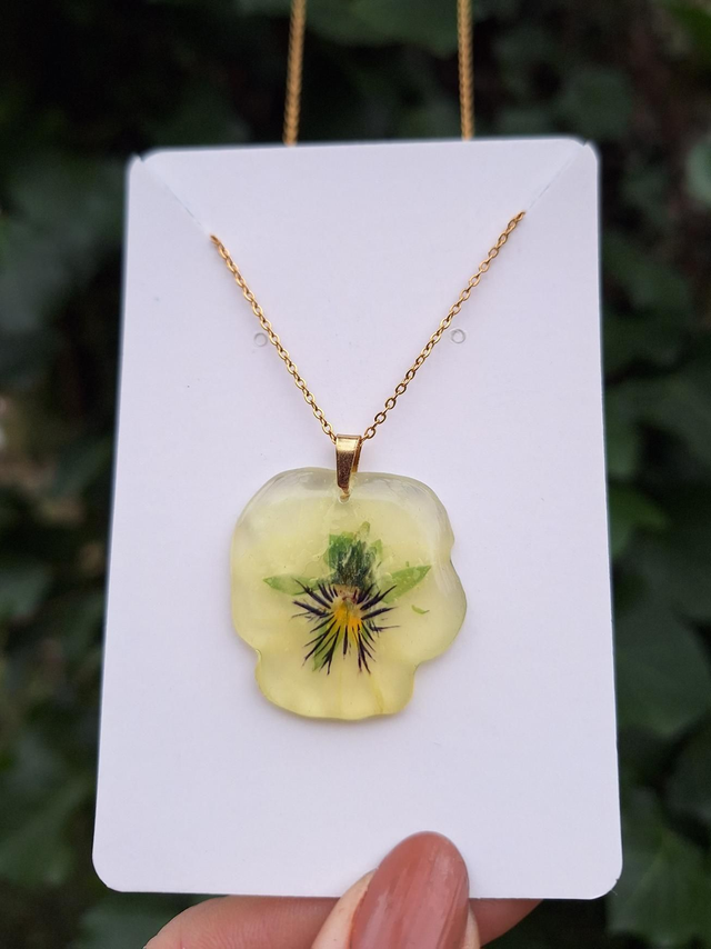 Collier petite Pensée • Viola cornuta • doré
