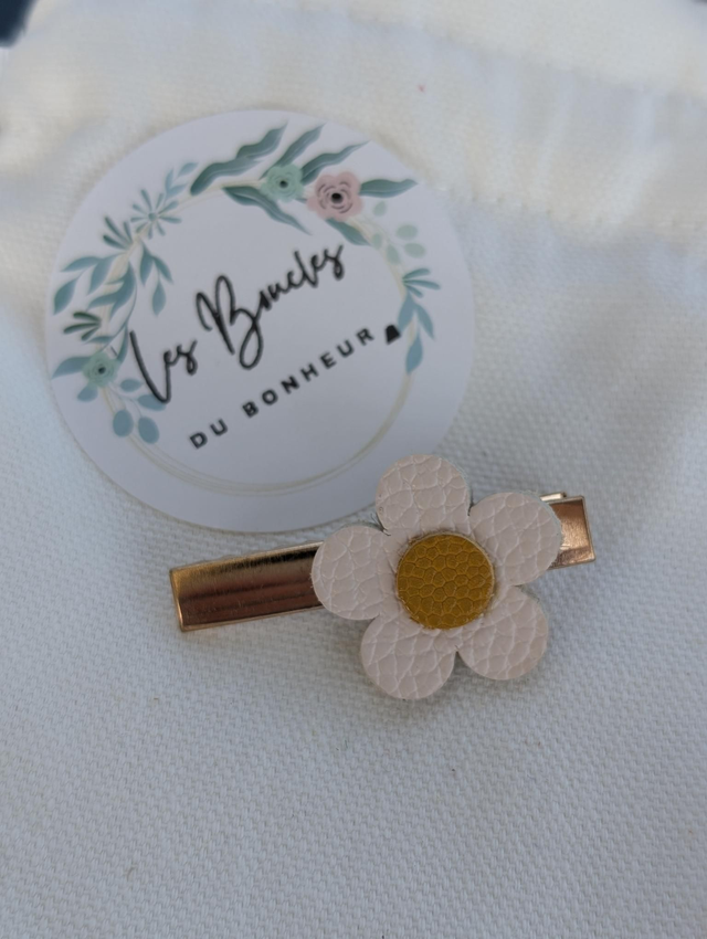 Barrette marguerite 
