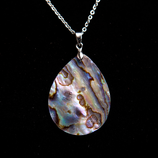 Pendentif coquille d&#039;ormeau 